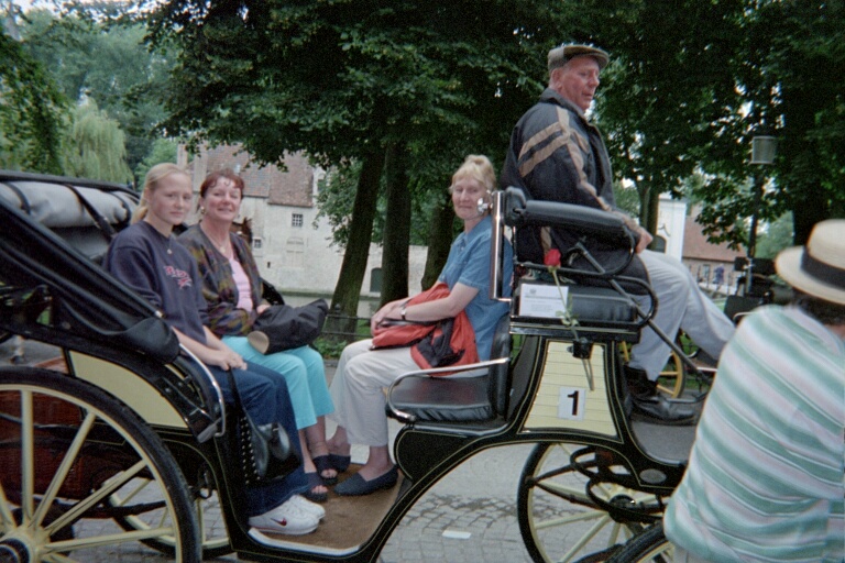 horsecarriagebruge.jpg